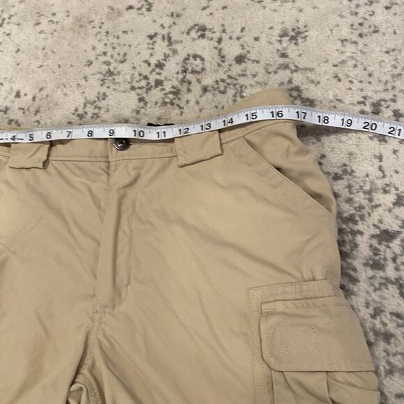 Duluth Trading Co Dry On the Fly Relaxed Fit Nylon Cargo Shorts size L EUC - Picture 8 of 9